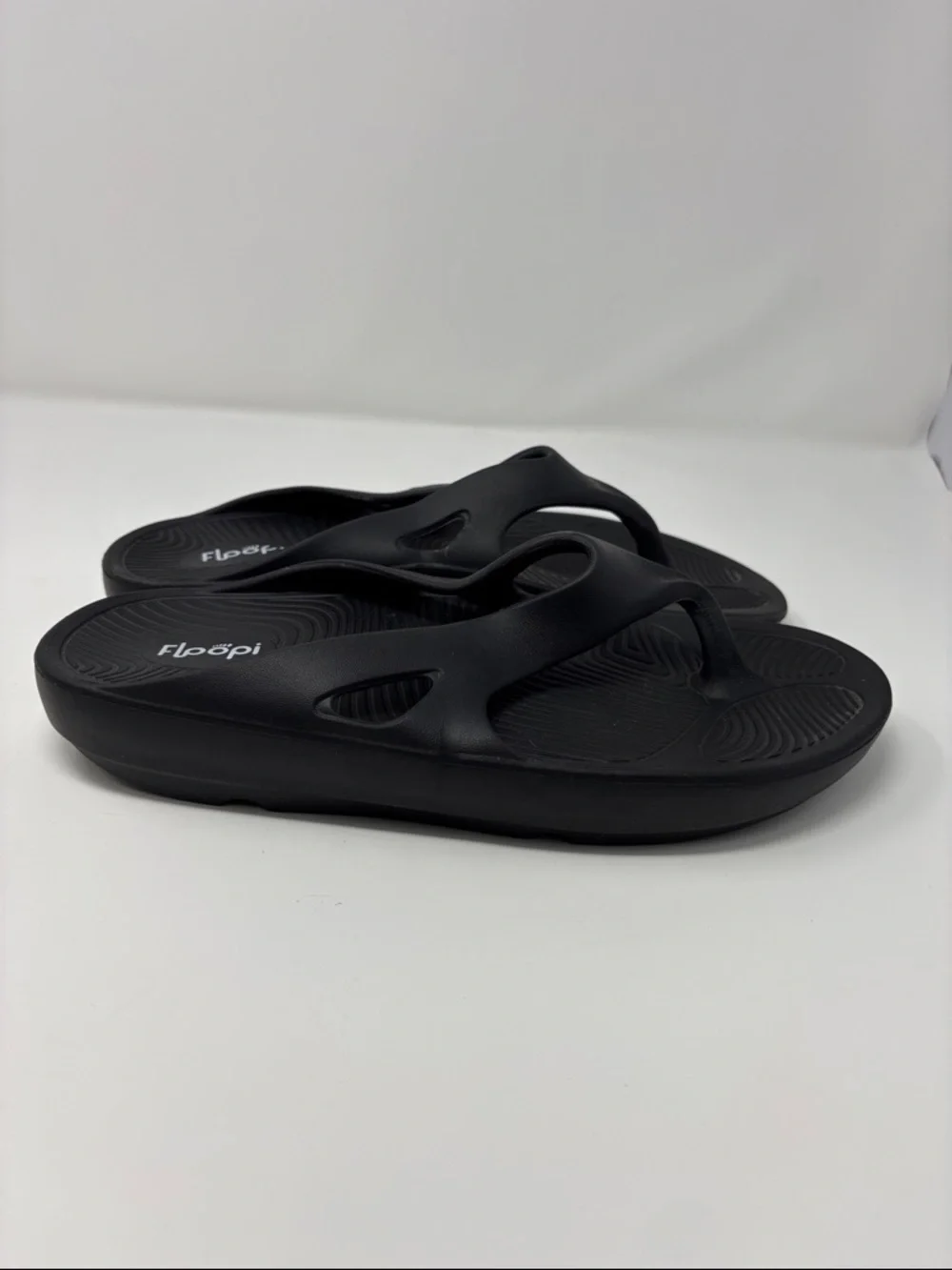 Floopi | Black Ergonomic Foam Flip Flop Sandals 41 11